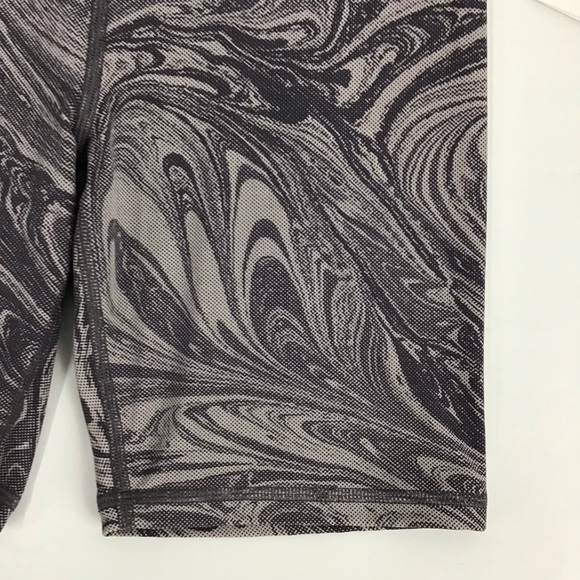 ATHLETA Transcend Biker Bike Shorts Active Yoga Workout Stretchy Gray Soft S - Picture 7 of 14